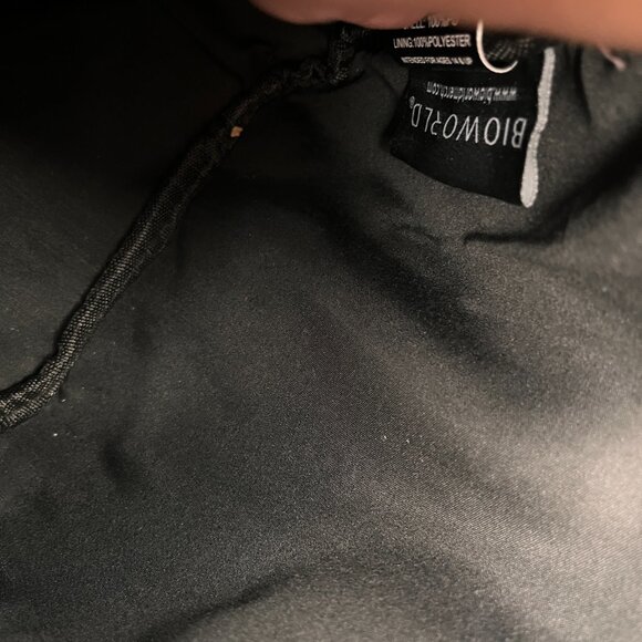 Legend of Zelda Small  Backpack Bioworld Triforce Hyrule Logo Faux Leather Bag - Picture 8 of 9